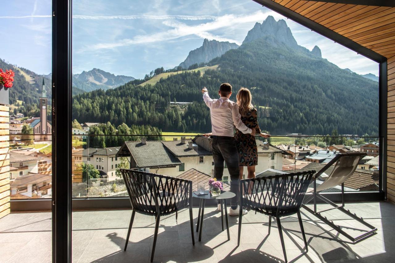 Ladinia Dolomites View 4*