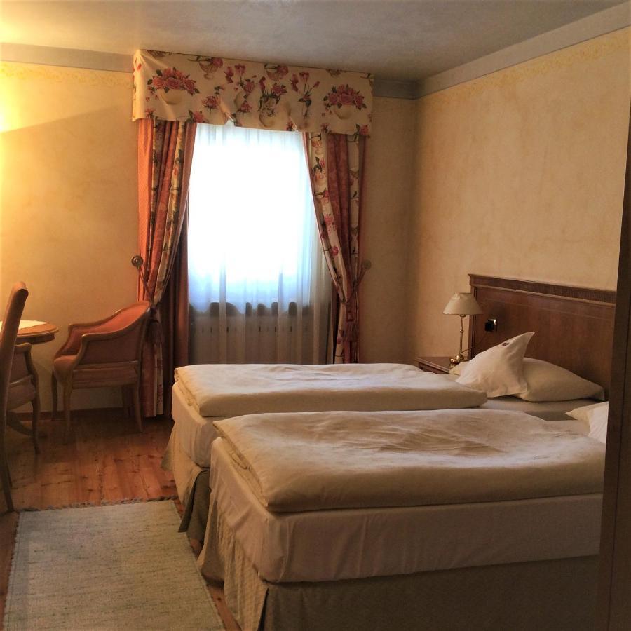 Ladinia Dolomites View Hotel 4*